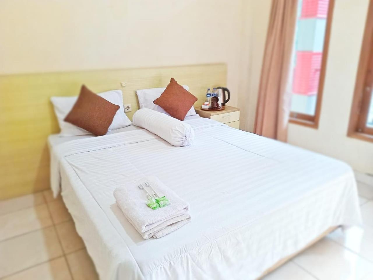 Bayak Hotel Bumdes Cipayung & Resort Ciguntur Εξωτερικό φωτογραφία